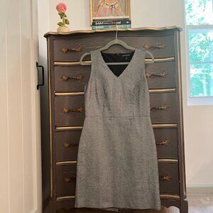 Shimmery Gold and Black Business Casual Sheath Dress (Banana Republic) Size 6